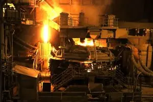 رسیدن زمان توقفات کوره‌های قوس فولاد هرمزگان به 15 دقیقه