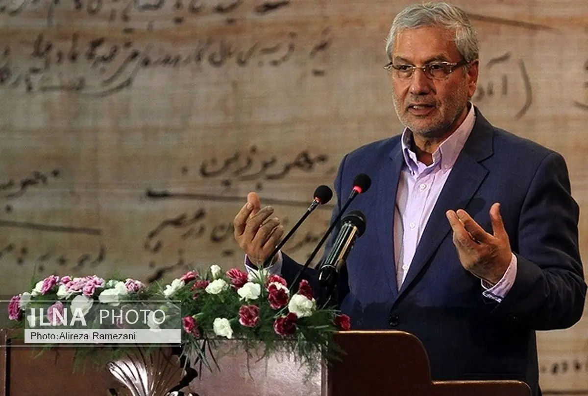 ربیعی: وظیفه ما فراهمکردن حداقلهای لازم برای آرامش، امنیت و معاش فرهیختگان است