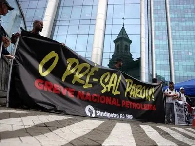 مشق همبستگی در «پتروبراس»/ وقتی بازنشستگی به خط قرمز اعتصاب تبدیل می‌شود