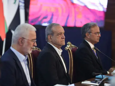 بزشکیان: منظمة التعاون الاقتصادي تحتاج إلى البنية التحتية المناسبة أكثر من أي وقت مضى