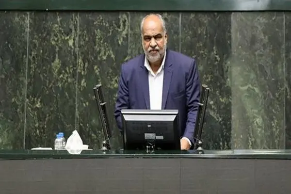 دیپلمات‌ها از هیاهوی ترامپ واهمه نداشته باشند