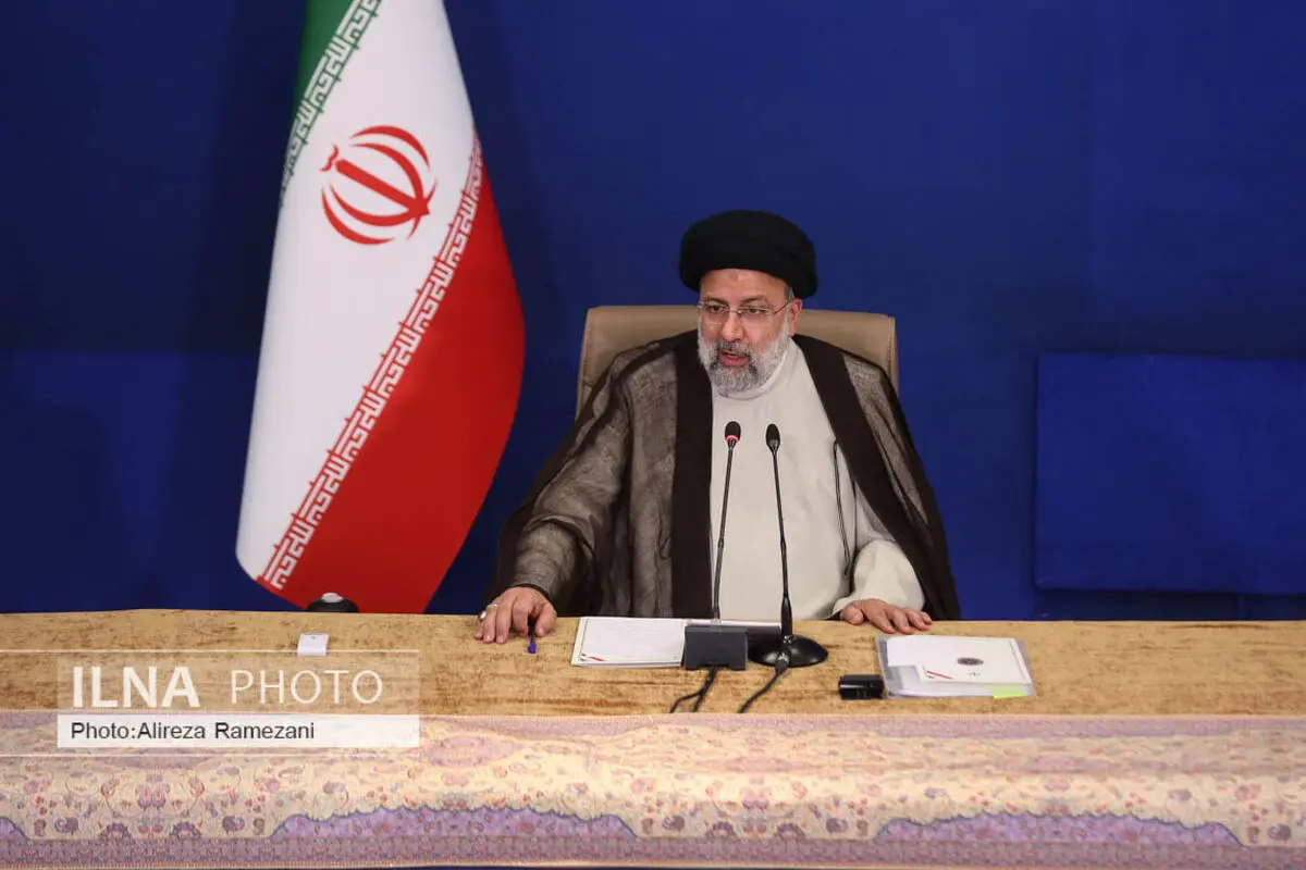 رئیسی: یجب ألا نسمح بأن تباغتنا الموجة الجدیدة من کورونا