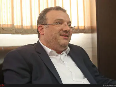 اوضاع نامساعد معیشتی و کاری رانندگان بخش حمل و نقل عمومی در پی افزایش قیمت بنزین/ باید سریعا تدابیر لازم اتخاذ شود