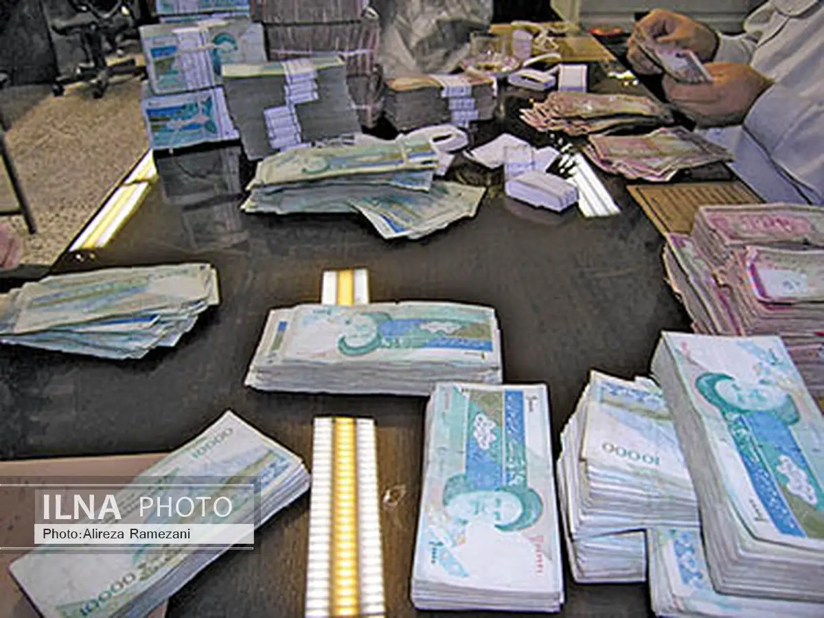 حجم نقدینگی در پایان خرداد ماه 816 هزار میلیارد تومان شد
