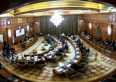 باید اول زور دولت به مافیای خودرو برسد