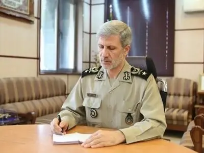 وزیر دفاع درگذشت مادر قاضی‌زاده هاشمی را تسلیت گفت