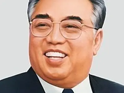 Mankind’s Praises for Great Man
