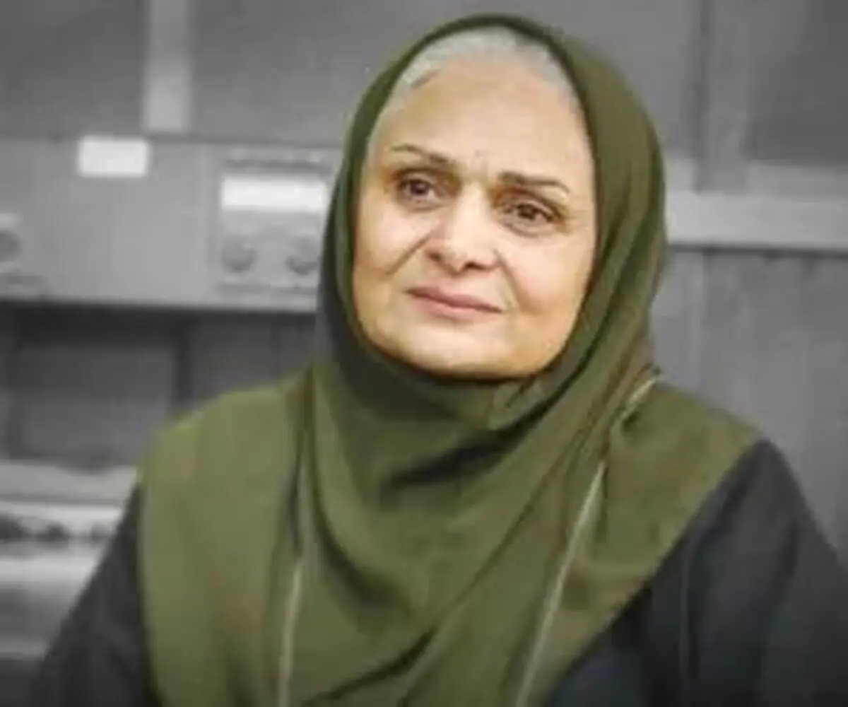عیادت از مریم نشیبا/ صدایی که پیر نشد