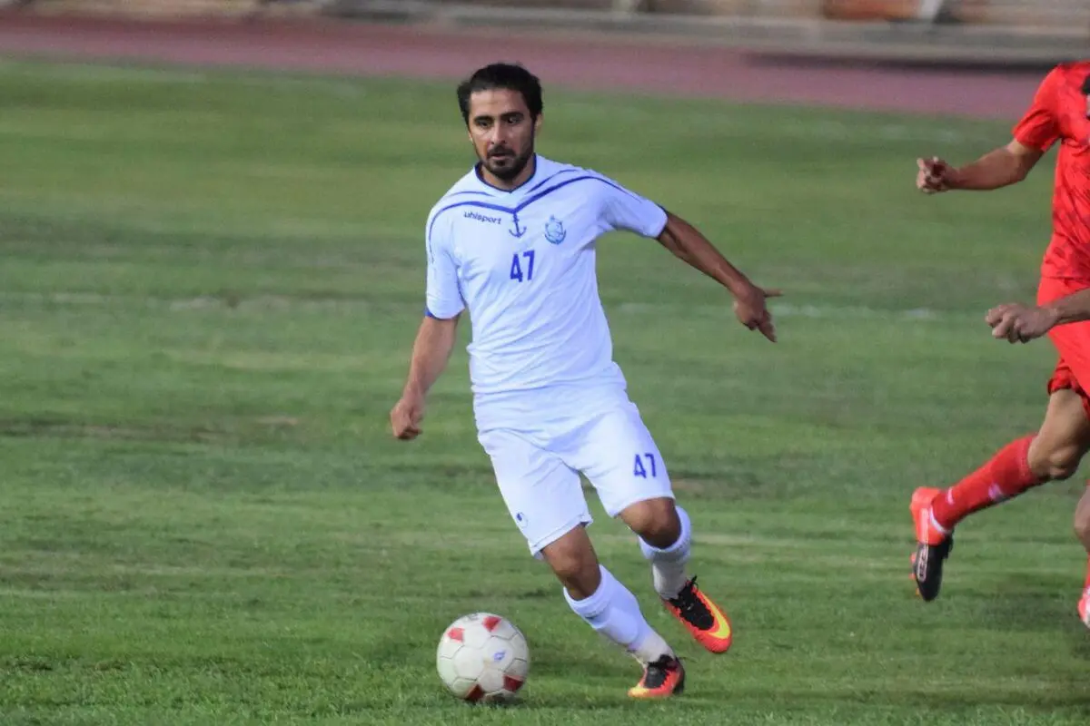 جدایی هافبک سابق پرسپولیس از ملوان به سمت پیراهن آبی