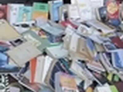 هیچ نهادی با ناشران زیرزمینی برخورد نمی‌کند