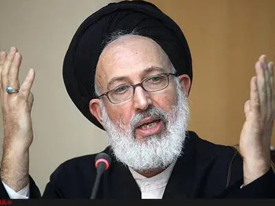 نباید در حوزه خصوصی افراد وارد شویم/ رها کردن مسائل اصلی و تکیه به فروع به انحطاط اجتماعی می‌انجامد/ همه علما مثل هم فکر نمی‌کنند