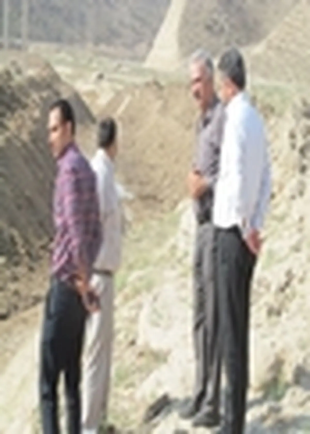 بازدید فرماندار شهرستان مراوه تپه از پروژه مهندسی رودخانه ساری سو