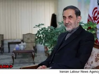 ولایتی: یجب الغاء کامل الحظر المفروض على ایران