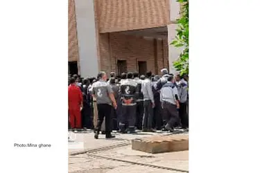 کارگران ارکان ثالث پتروشیمی رازی به اعتراض ادامه دادند