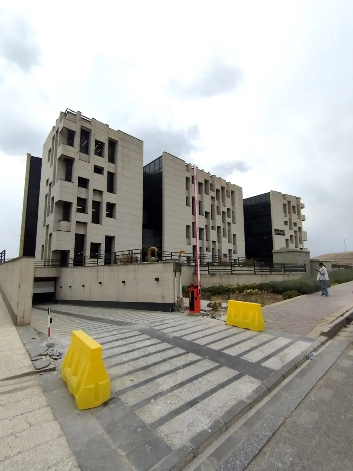 ۵ نکته مهم برای انتخاب بهترین راهبند متناسب با فضای شما