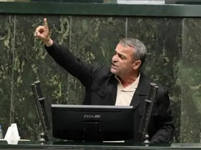 چراغ صنعت در سرزمین کاروان پیاده خاموش است/ دولت مشکلات مردم لردگان را دریابد