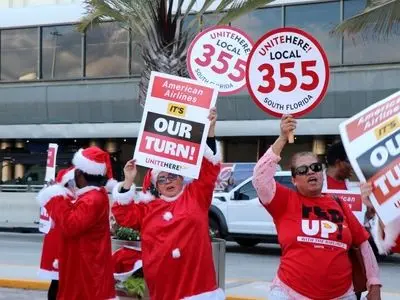 سودهای نجومی غول‌های هواپیمایی نصیب کارگران نمی‌شود!