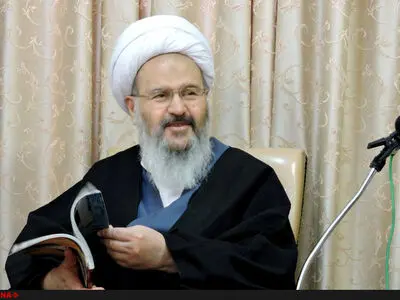 آیت الله عبدالنبی نمازی کاندیدای خبرگان اصفهان شد