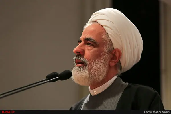 جامعه حقوقی کشور نواقص در تدوین و اجرای قوانین را اطلاع دهند