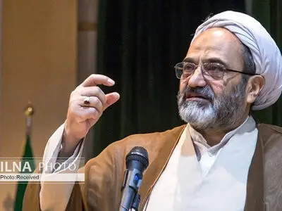 ضعف جامعه ایرانی در تفکر و تعقل/ تالیف کتاب‌هایی برای توانمندسازی معلمان در زمینه تربیت جنسی دانش‌آموزان