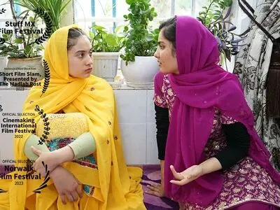 جایزه بهترین فیلم کوتاه جشنواره «استاف ام‌ایکس» برای «نازپری»