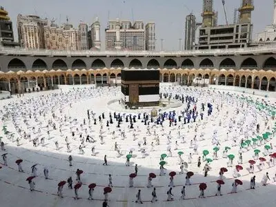 اولویت اعزام به حج با زائرانی است که در سال ۹۹ ثبت‌نام کرده‌اند/ بازگشایی  حج عمره را منوط به فعالیت کنسولگری‌مان در عربستان کرده‌ایم