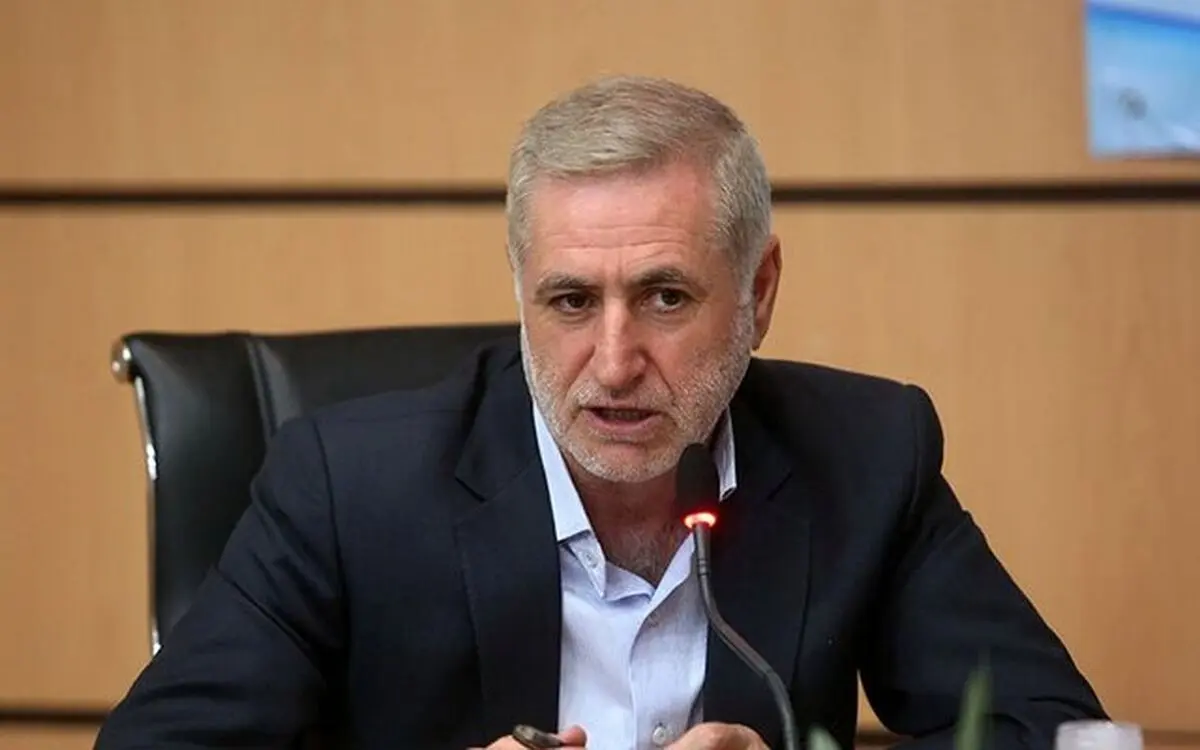 ۳۰ هزار متر از سازه های شهر زیر پوشش تبلیغات آموزش پیشگیری از کرونا