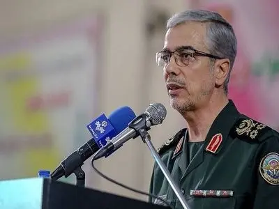 ما دشمن را با کمک دلاورمردان خود پشیمان می‌کنیم