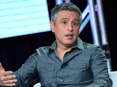 اخراج مجری ایرانی سی‌ان‌ان به دلیل انتقاد از ترامپ