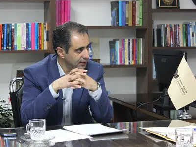 رفتار حرفه‌ای پزشک مطلقا نباید مجرمانه تلقی شود