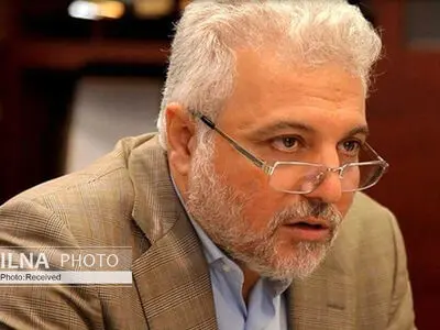 پیشنهاد واگذاری بخشی از وظایف سازمان غذا و دارو به بخش خصوصی/  فارغ‌التحصیلان پزشکی قادر به انجام کارهای کارمندان دولت هستند