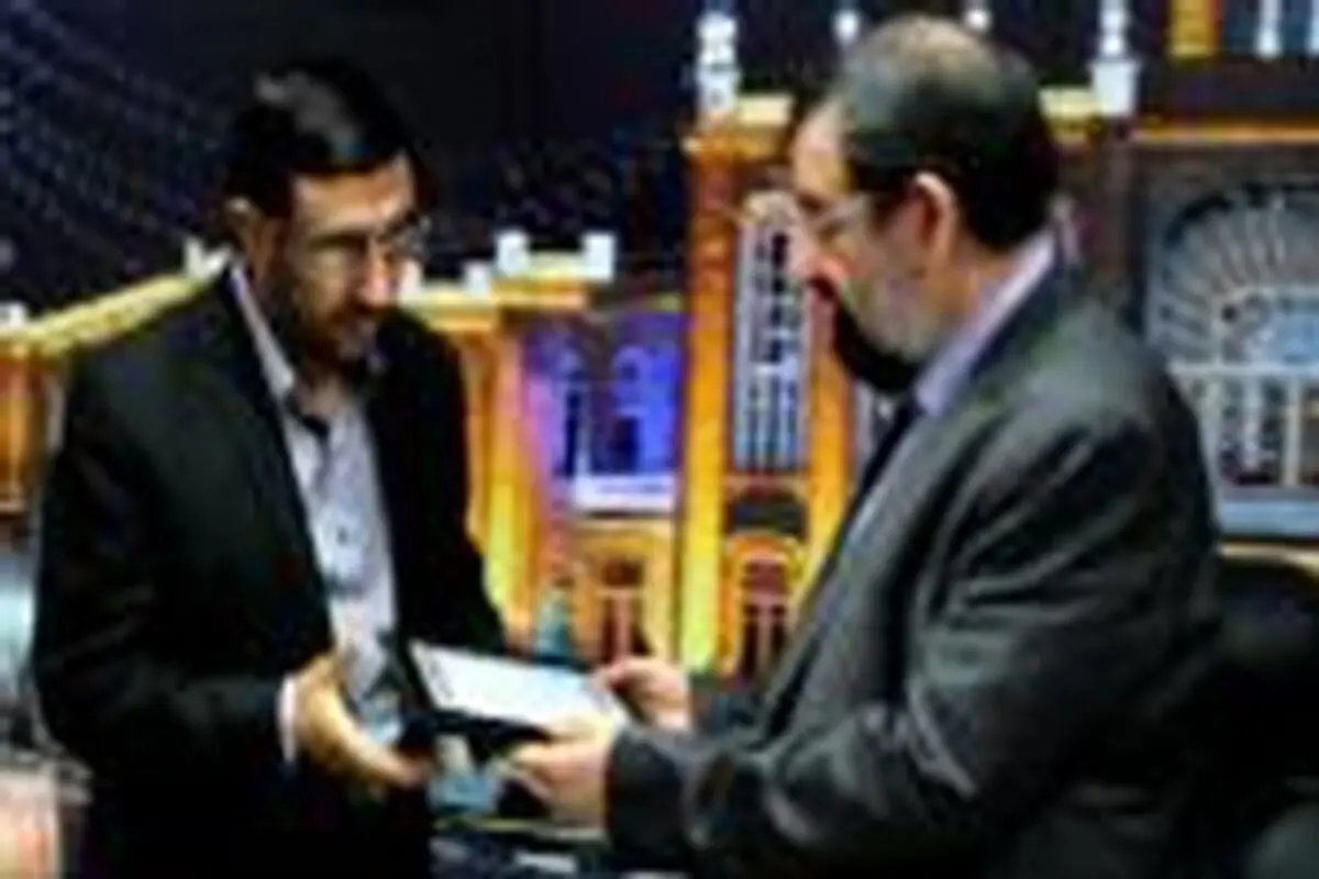 دبیر مجمع تشخیص مصلحت نظام از روابط‌عمومی و بین‌الملل شهرداری تبریز تقدیر کرد