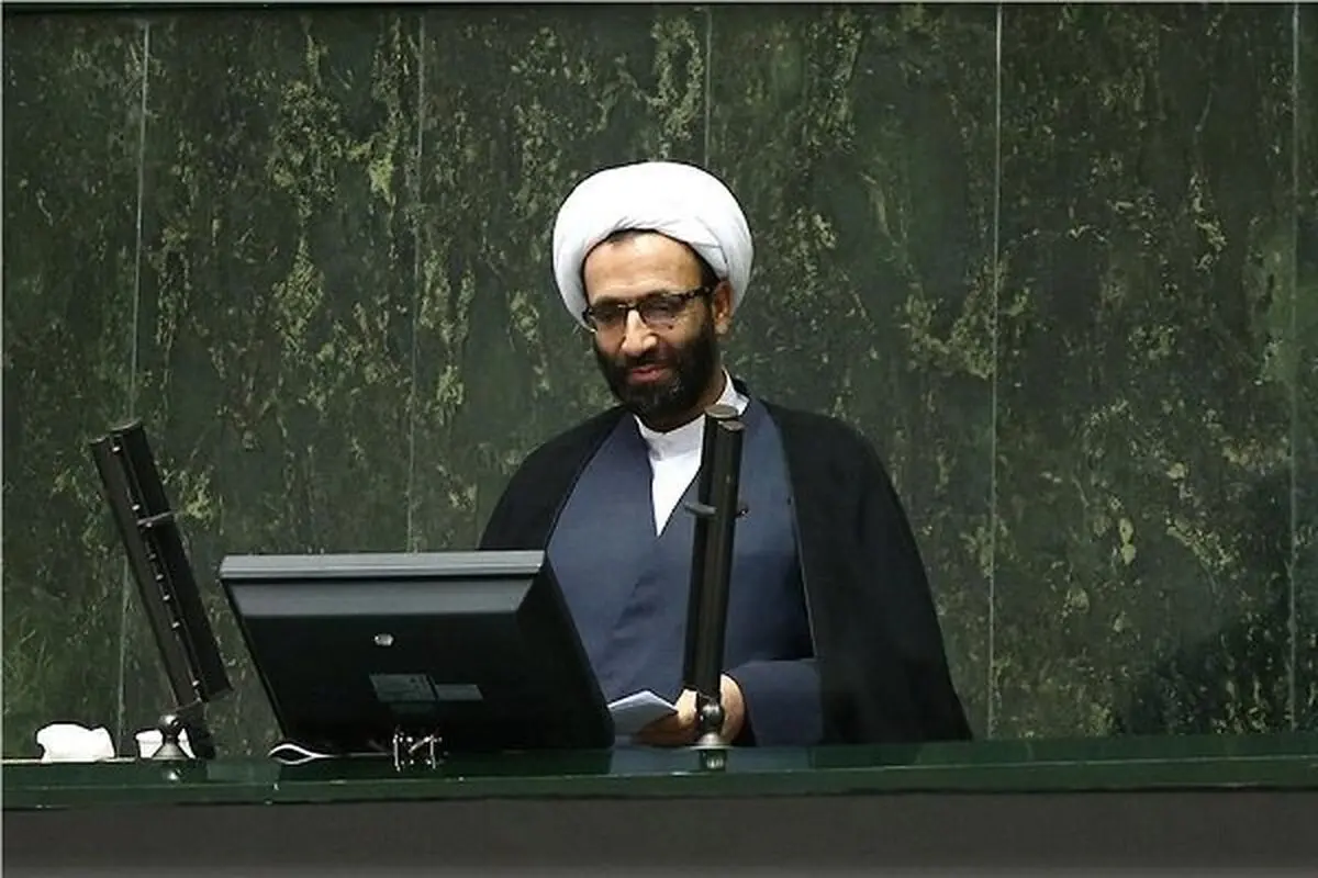 سلیمی: دولت سامانه دستمزد مقامات و مدیران را راه‌اندازی کند