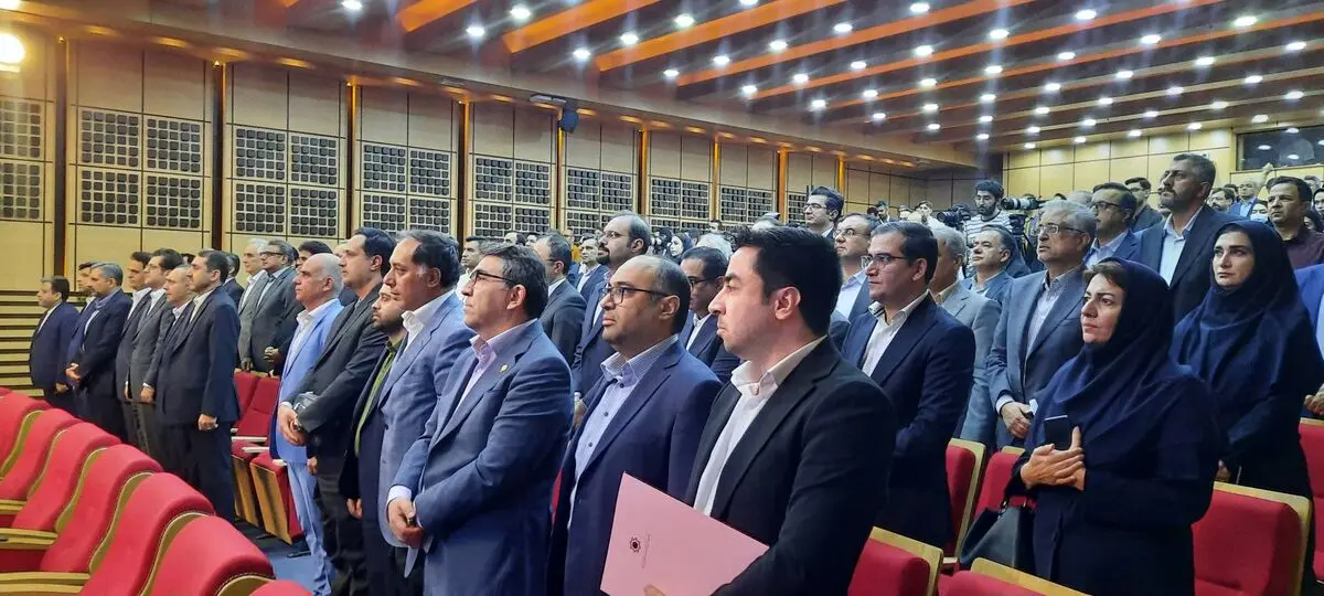 سهم بانک ملت از نقدینگی کشور به ۱۲.۵ درصد رسید / انتشار یک میلیارد یورو اوراق ارزی جدید در دستور کار