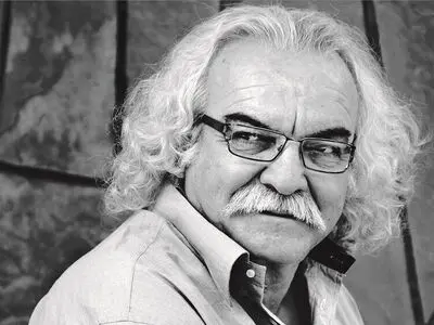 جلد چهارم از مجموعه آثار سیدعلی صالحی در راه است
