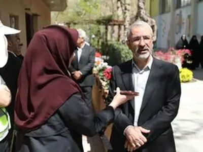 آغاز نهمین جشنواره ملی لاله های کرج با بیش از ۴۰۰ هزار شاخه لاله  