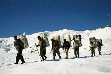 کولبری و کمبود نقدینگی اصلی ترین مشکلات تعاونی مرزنشینان آذربایجان غربی