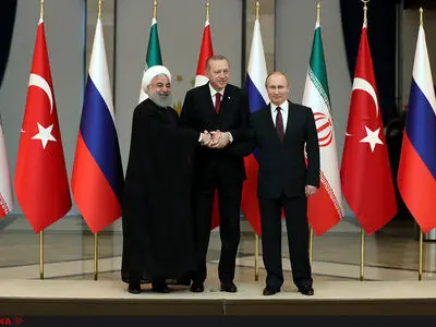 اجلاس سه جانبه سران کشورهای ایران، روسیه و ترکیه در آنکارا آغاز شد