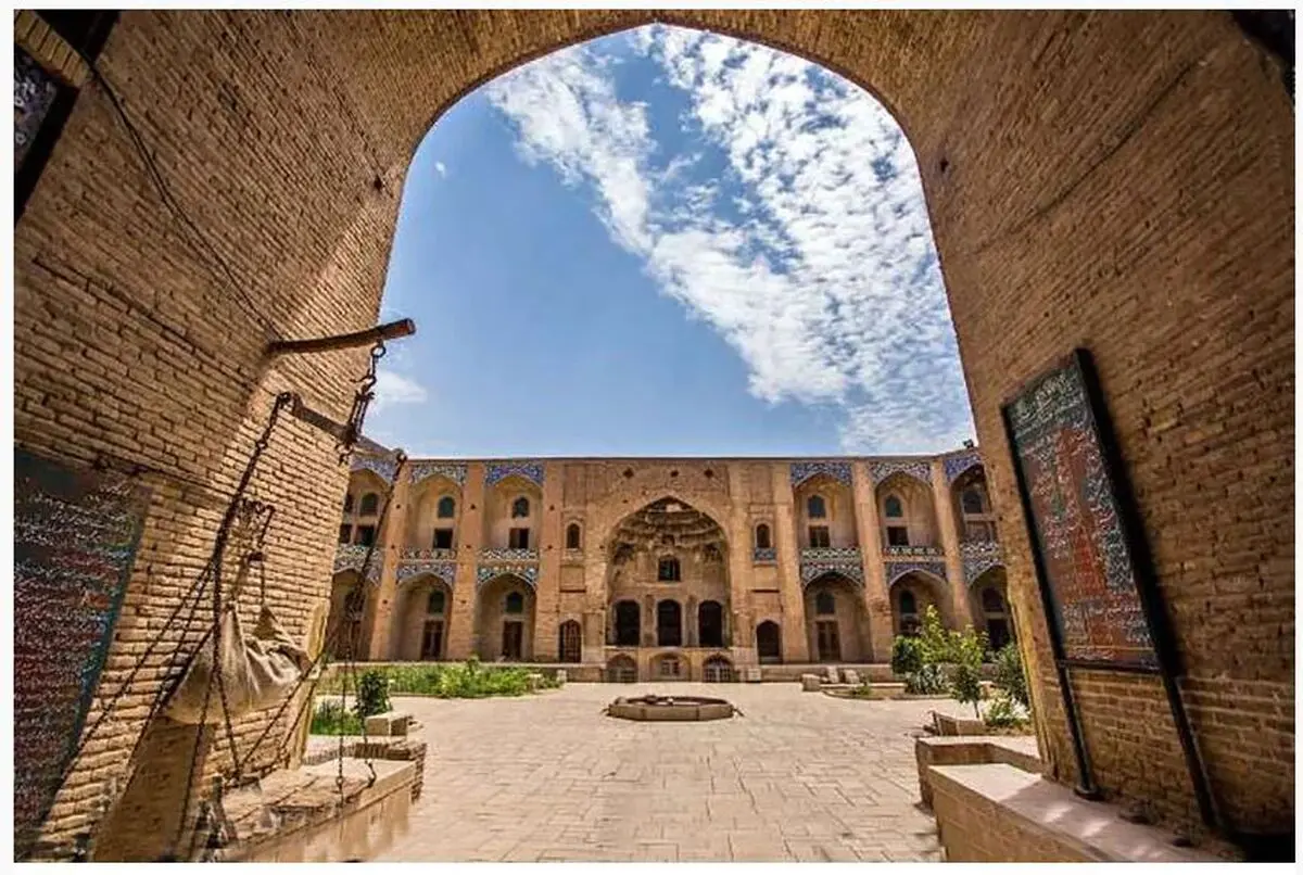 آغاز مرمت کاروانسرای گنجعلیخان در کرمان