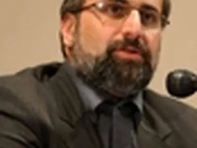 داوری بازداشت شریف‌زاده را تائید کرد