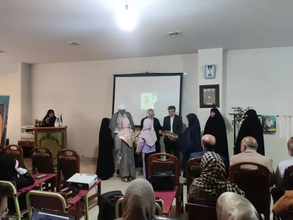 تجلیل از کارگران تولید در ویژه‌برنامه «زحمت‌کشان بی‌ادعا»