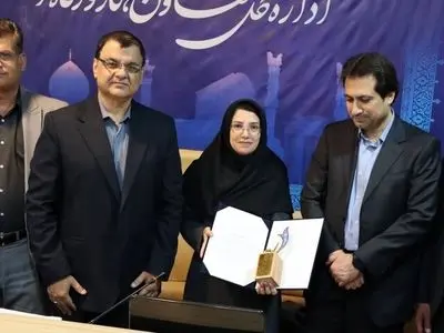 اختراع کیت آنالیز خاک، کارگر نوآور شیرازی را به قله جشنواره امتنان کشور رساند