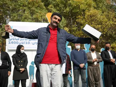 آیین اختتامیه پانزدهمین جشنواره تئاتر خیابانی مریوان