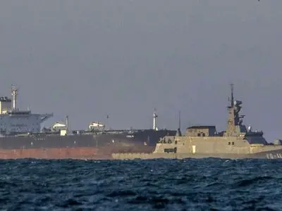 واشنگتن «ناوگان پنهان» ونزوئلا را زمین‌گیر کرد؛ صادرات نفت به چین و کوبا مختل شد