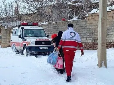 امدادرسانی به ۸۹۴۱ نفر گرفتار شده در برف و کولاک ۱۹ استان

