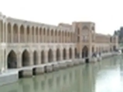 تداوم جریان آب در زاینده رود مستلزم بارش های مناسب است