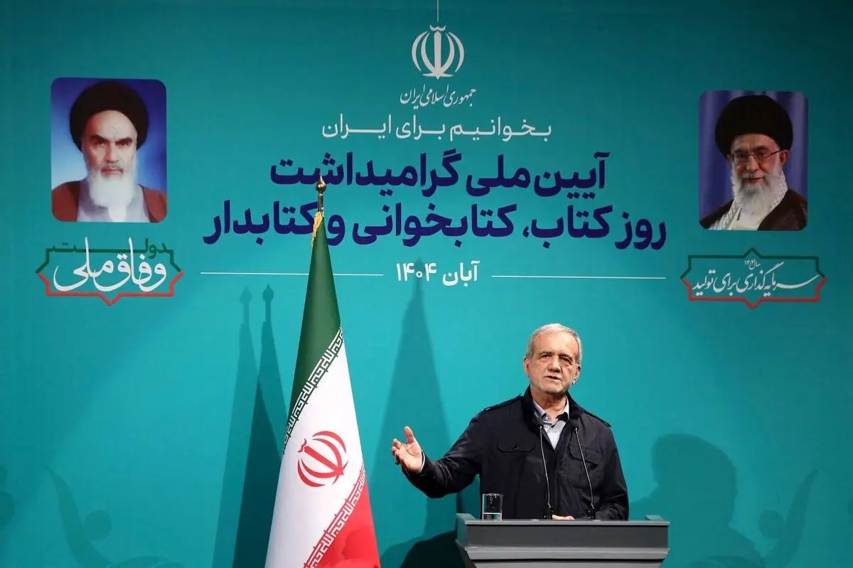 این کتاب است که می‌تواند راه‌حل مشکلات را در درون خود عرضه کند و گره از مسائل بگشاید