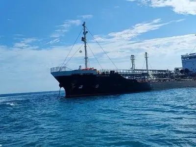 جزئیات توقیف نفتکش خارجی حامل ۴ میلیون لیتر سوخت قاچاق در آب‌های خلیج فارس