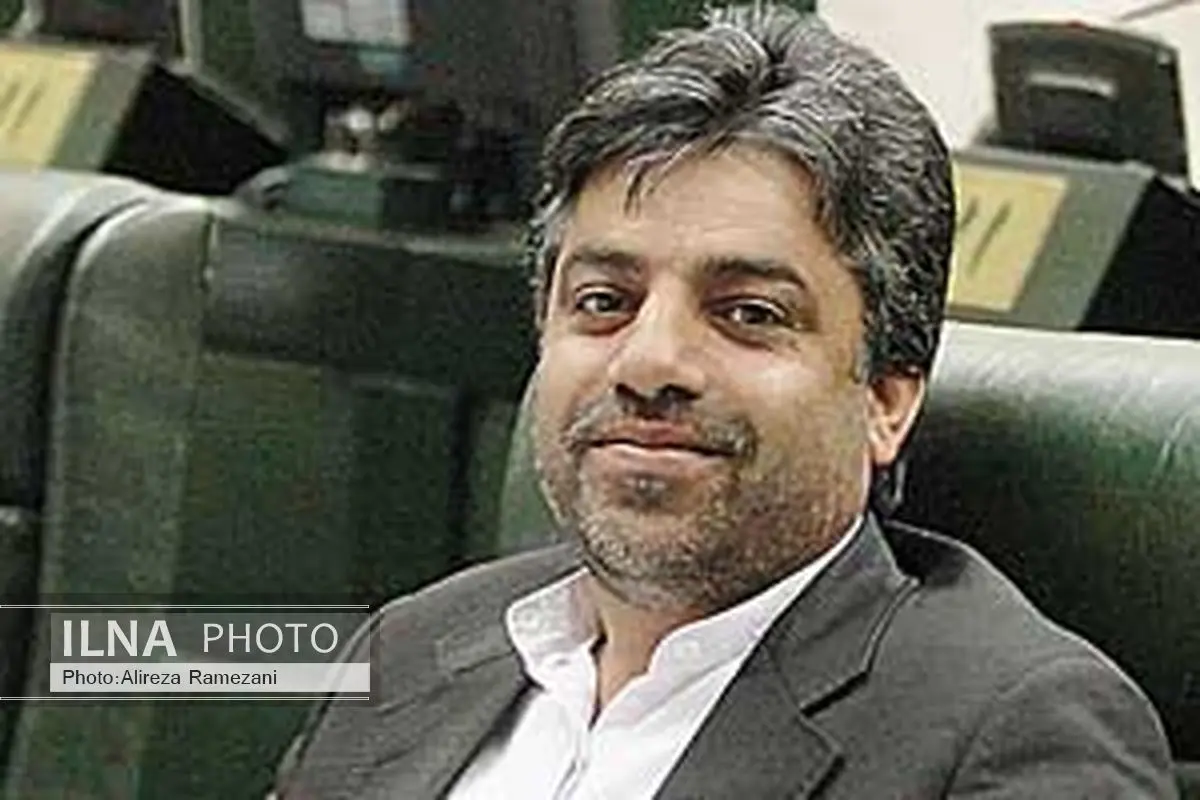 مشکلات راه و شهرسازی را نمی توان به وزیر منتسب کرد