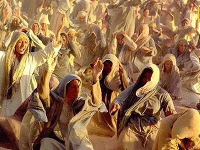 مقطع من فیلم "محمد (ص)" یحکی وأد البنات فی الجاهلیة